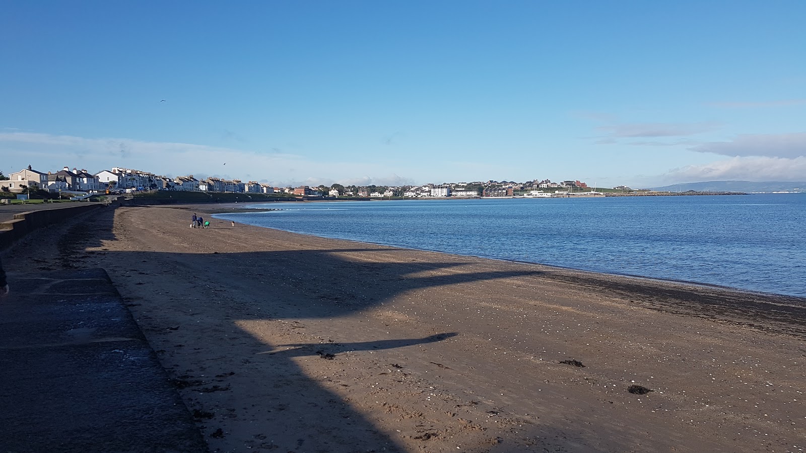 Φωτογραφία του Ballyholme Beach παροχές περιοχής