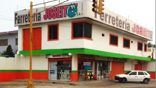 Silkworm stores Maracaibo