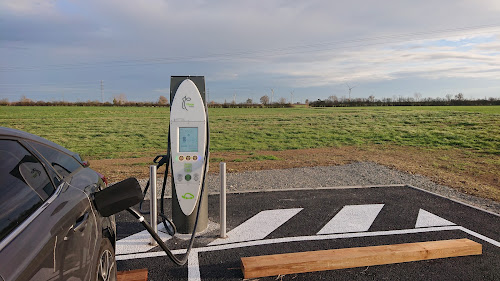 Station de recharge pour véhicules électriques à Aubigné-sur-Layon