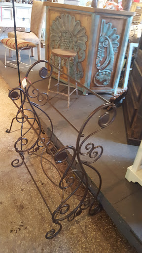 Used Furniture Store «Summer House Furniture», reviews and photos, 3620 S Manhattan Ave, Tampa, FL 33629, USA