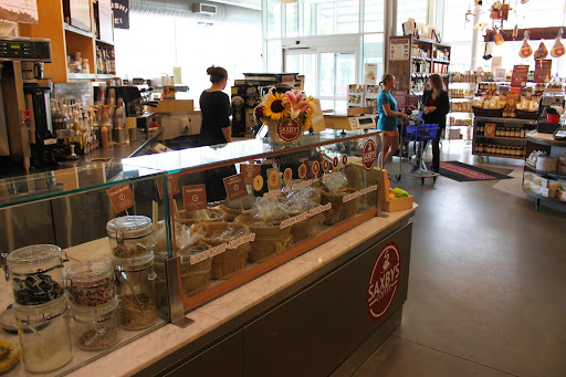 Saxbys Ardmore, 120 Coulter Ave, Ardmore, PA 19003, USA, 