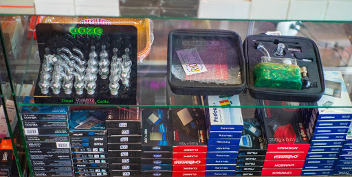 Tobacco Shop «Puffit Smoke & Vape Shop», reviews and photos, 4434 S Archer Ave, Chicago, IL 60632, USA