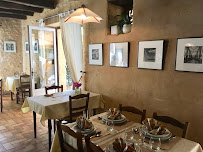 Atmosphère du Restaurant français Comptoir de l'Abbaye à Le Buisson-de-Cadouin - n°12