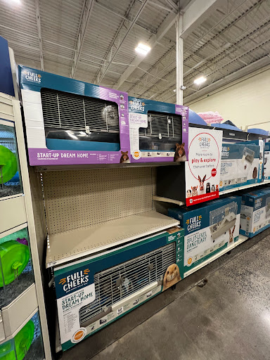 Pet Supply Store «PetSmart», reviews and photos, 67 Consumer Square, Plattsburgh, NY 12901, USA