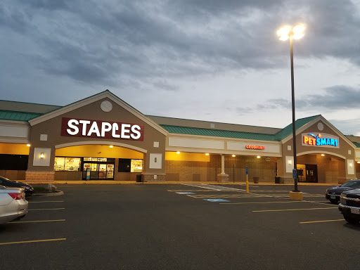 Office Supply Store «Staples», reviews and photos, 14 Hazard Ave #23, Enfield, CT 06082, USA