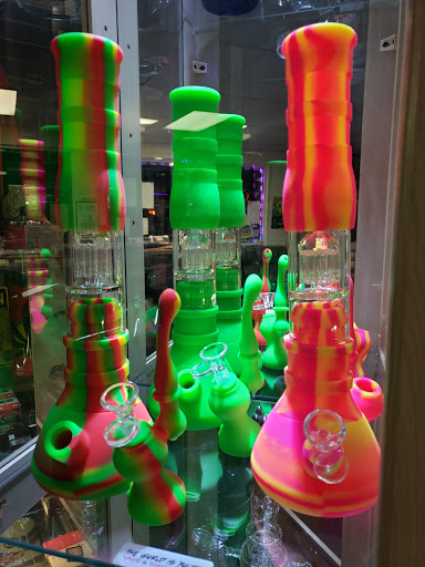 Tobacco Shop «Smoke & Vape», reviews and photos, 1185 Old Dixie Hwy A2, Vero Beach, FL 32960, USA