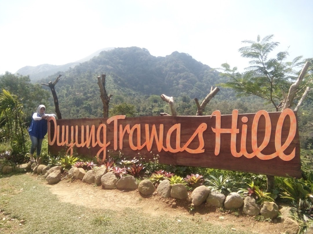 Duyung Trawas Hill
