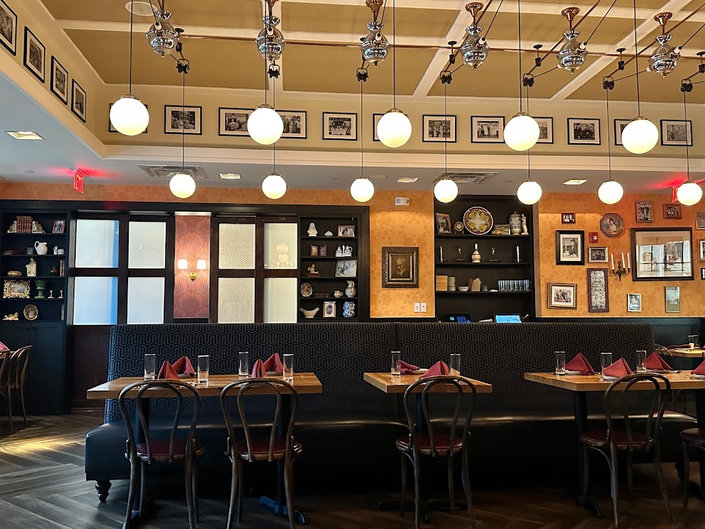 Caruso's Grocery 20003