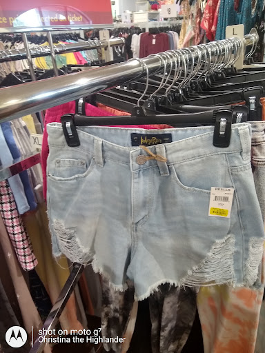 Clothing Store «Bealls Department Store», reviews and photos, 6241 N Davis Hwy, Pensacola, FL 32504, USA