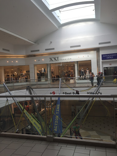 Clothing Store «F21 XXI», reviews and photos, 112 Plaza Dr, West Covina, CA 91790, USA