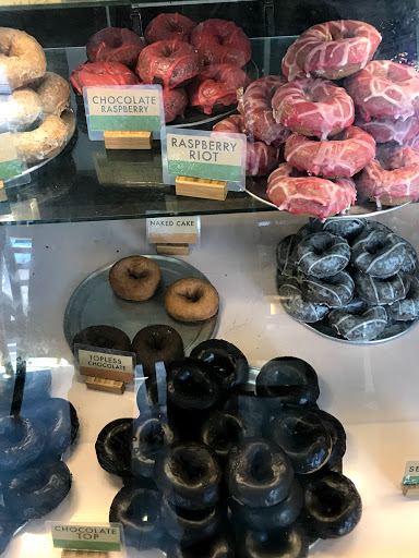 Donut Shop «Mighty-O Donuts Greenlake», reviews and photos, 2110 N 55th St, Seattle, WA 98103, USA