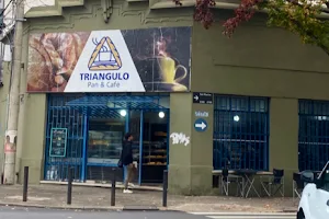Bread & Café Triangle image