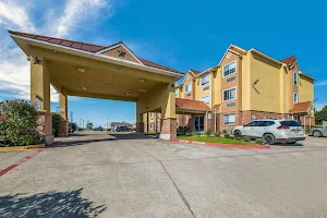Quality Inn & Suites North Mesquite I-30 image