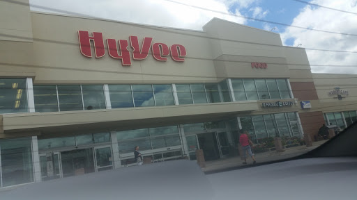 Supermarket «Hy-Vee», reviews and photos, 4605 Fleur Dr, Des Moines, IA 50321, USA