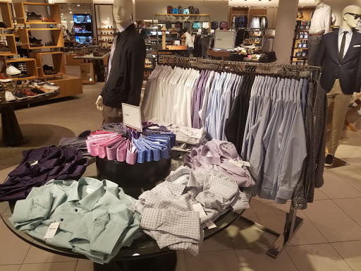 Shopping Mall «The Village at Corte Madera», reviews and photos, 1618 Redwood Hwy, Corte Madera, CA 94925, USA