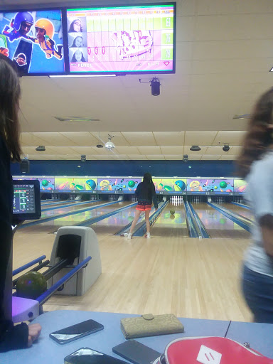 Bowling Alley «Thomaston Lanes Inc», reviews and photos, 180 Watertown Rd, Thomaston, CT 06787, USA