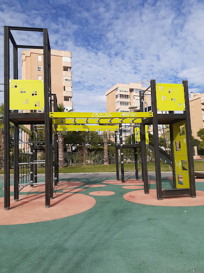 Parque infantil - Av. Países Escandinavos, 16, 03540 Alicante, Spain
