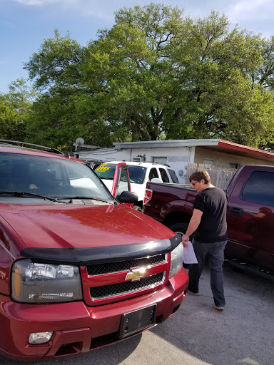 Used Car Dealer «Donny Mills Auto Sales», reviews and photos, 450 E Bay Dr, Largo, FL 33770, USA