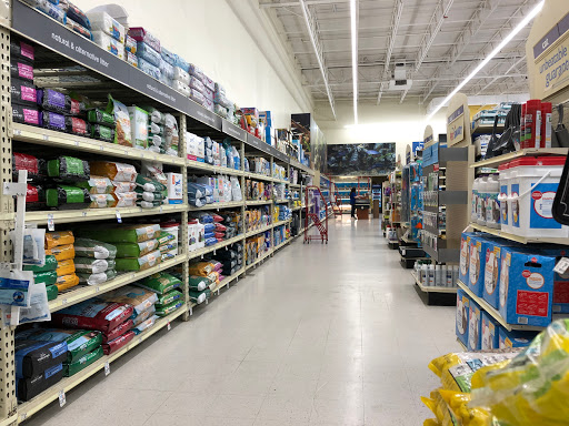 Pet Supply Store «PetSmart», reviews and photos, 1520 Pleasant Valley Rd, Manchester, CT 06042, USA
