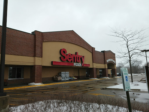 Grocery Store «Daniels Foods Sentry», reviews and photos, 681 Kenosha St, Walworth, WI 53184, USA