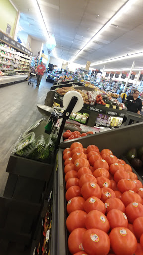Grocery Store «Albertsons», reviews and photos, 1610 W Lincoln Ave, Yakima, WA 98902, USA