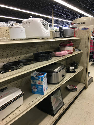 Thrift Store «Lakewood Goodwill», reviews and photos, 6002 Mt Tacoma Dr SW, Tacoma, WA 98499, USA