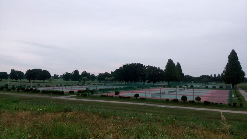 吉見総合運動公園テニスコート