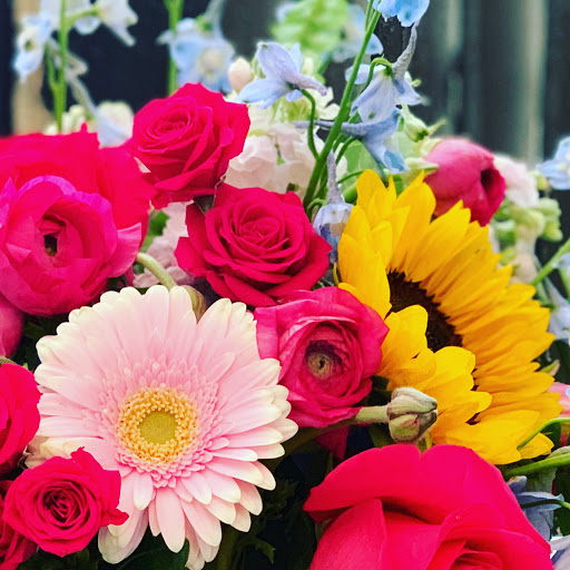 Florist «Finally Flowers», reviews and photos, 770 Stevens St, Lowell, MA 01851, USA