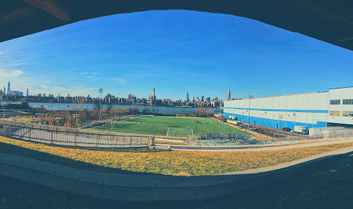 Park «Bushwick Inlet Park», reviews and photos, Kent Ave, Brooklyn, NY 11249, USA