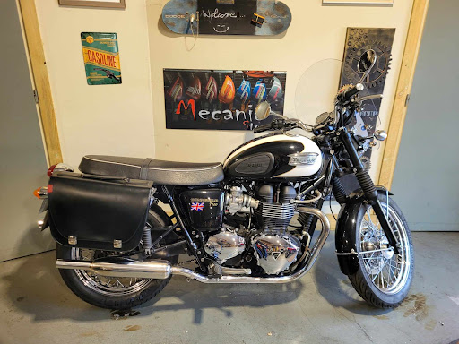 Mécanic Store Garage / Arn's Cycles
