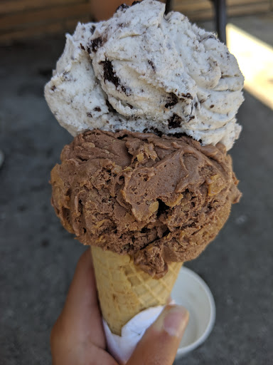 Ice Cream Shop «Loards Ice Cream and Candies Orinda», reviews and photos, 230 Brookwood Rd, Orinda, CA 94563, USA