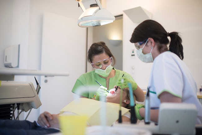 Rezensionen über Linthpraxen Zahnmedizin AG Schänis in Glarus Nord - Zahnarzt