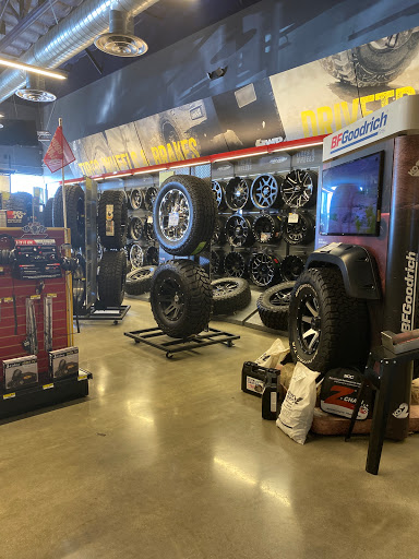 Truck Accessories Store «4 Wheel Parts - West Covina», reviews and photos, 2249 E Garvey Ave N, West Covina, CA 91791, USA