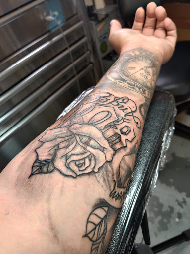 Tattoo Shop «Doc Holliday Tattooing», reviews and photos, 4777 State St, Salt Lake City, UT 84107, USA