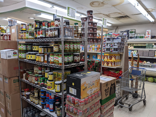 Grocery Store «Arax Market», reviews and photos, 585 Mt Auburn St, Watertown, MA 02472, USA