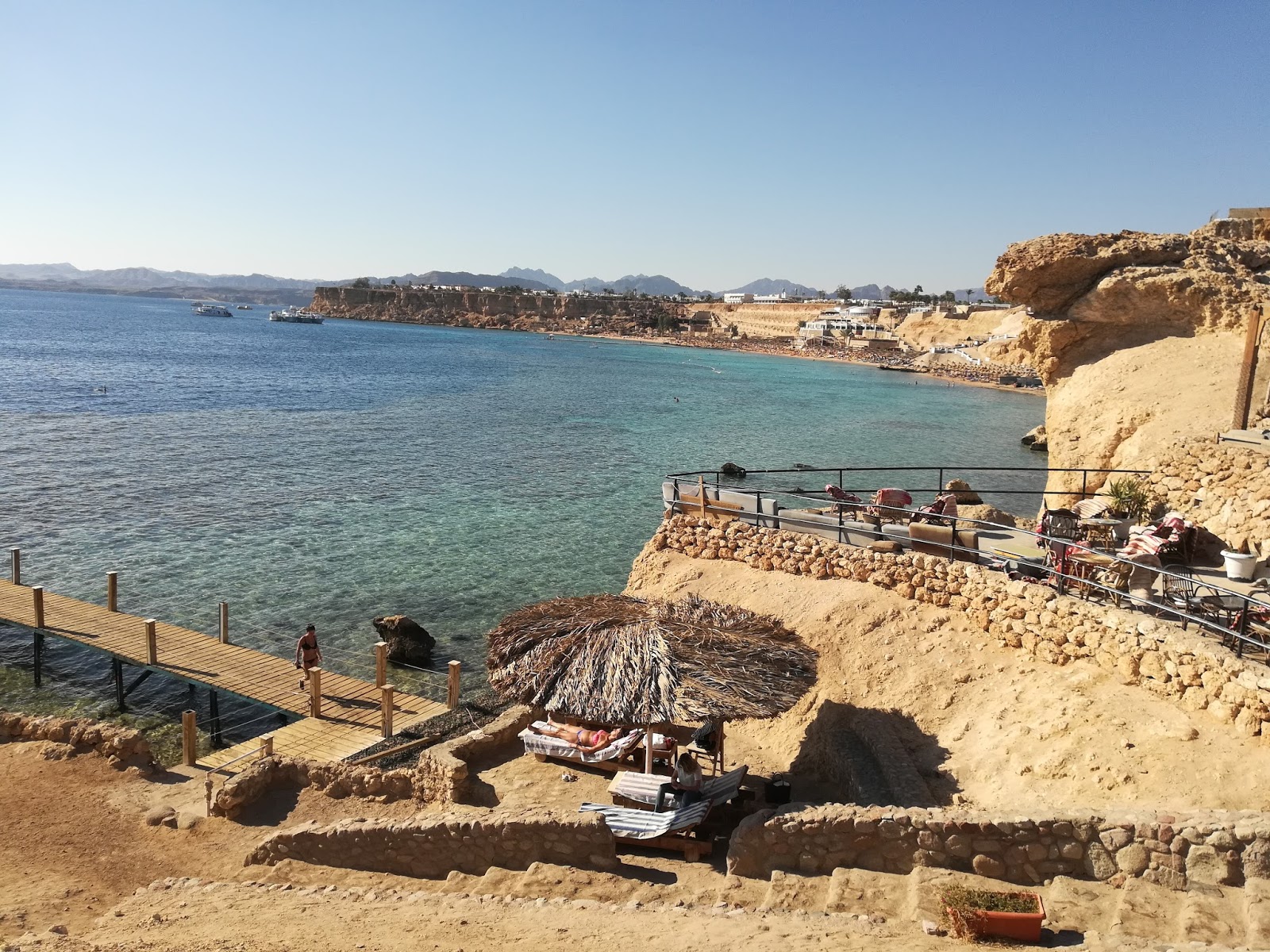 Φωτογραφία του El Fanar Beach με ευθεία ακτή