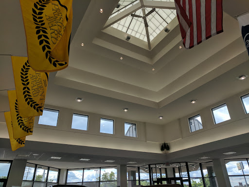 Ford Dealer «Boyer Ford Trucks», reviews and photos, 2425 Broadway St NE, Minneapolis, MN 55413, USA