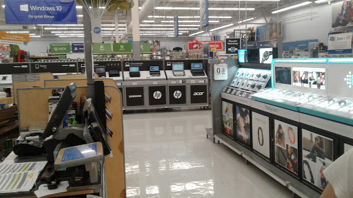 Discount Store «Walmart», reviews and photos, 44575 Mound Rd, Sterling Heights, MI 48314, USA