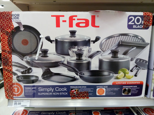 Shopping Mall «Bayfair Center», reviews and photos, 15555 E 14th St, San Leandro, CA 94578, USA