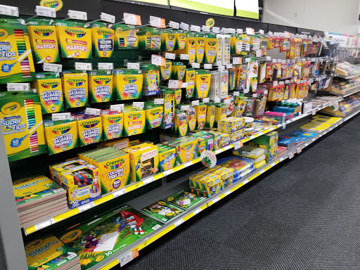 Office Supply Store «Staples», reviews and photos, 4940 O St, Lincoln, NE 68510, USA