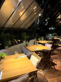 Atmosphère du Restaurant Le Petit Jardin à Commes - n°17