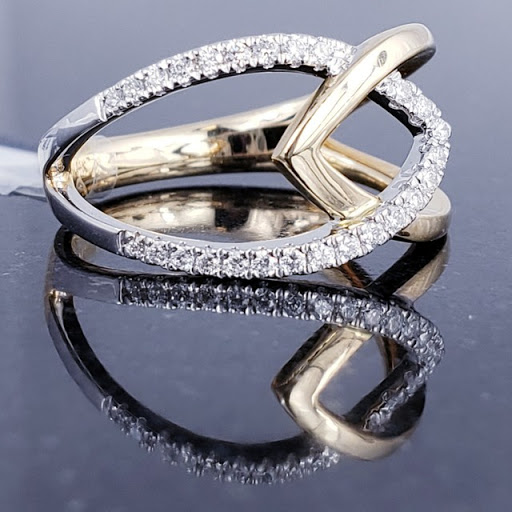 Jewelry Store «Georgetown Jewelers Inc», reviews and photos, 351 Georgetown Square, Wood Dale, IL 60191, USA