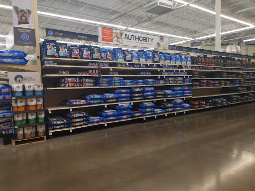 Pet Supply Store «PetSmart», reviews and photos, 5336 Westpointe Plaza Drive, Columbus, OH 43228, USA