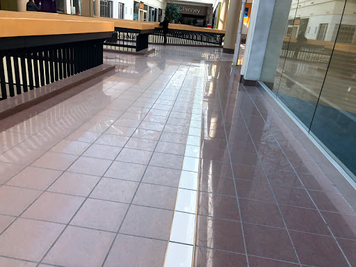 Shopping Mall «ShoppingTown Mall», reviews and photos, 3649 Erie Blvd E, Syracuse, NY 13214, USA