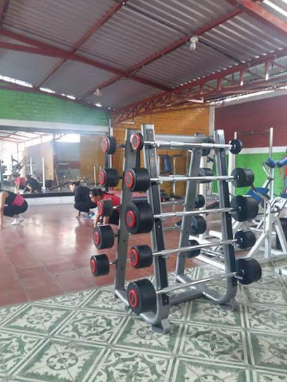 Gym Maya - Barrio San Juan de Dios, Calle Dr Jose Rosa Pacas 22, San Vicente, El Salvador