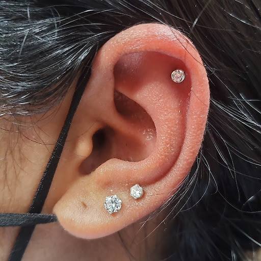 Tattoo Shop «Skin of A Different Color», reviews and photos, 2080 E New York St, Aurora, IL 60502, USA