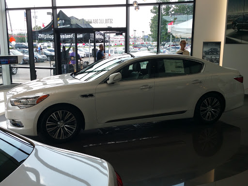 Car Dealer «Kia of Bedford», reviews and photos, 18180 Rockside Rd, Bedford, OH 44146, USA
