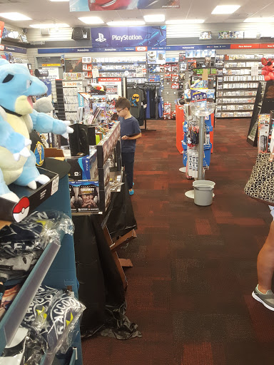 Video Game Store «GameStop», reviews and photos, 18479 S Dixie Hwy, Cutler Bay, FL 33157, USA