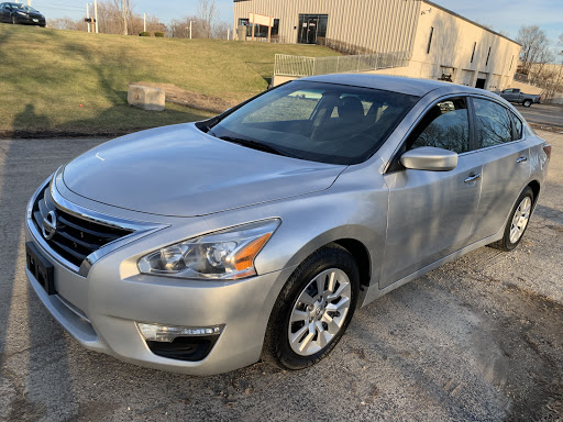 Used Car Dealer «Luxury Cars Xchange», reviews and photos, 15523 Weber Rd #103, Lockport, IL 60441, USA