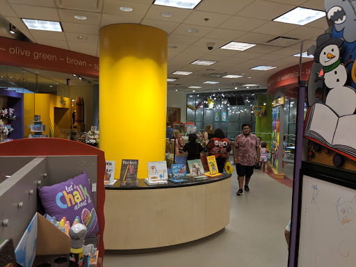 Craft Store «Crayola Store Crown Center», reviews and photos, 200 E 25th St, Kansas City, MO 64108, USA